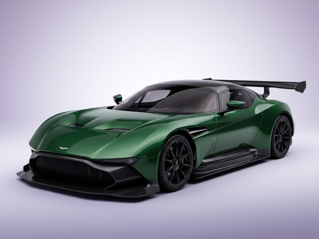 Aston Martin Vulcan 2015 - 2016