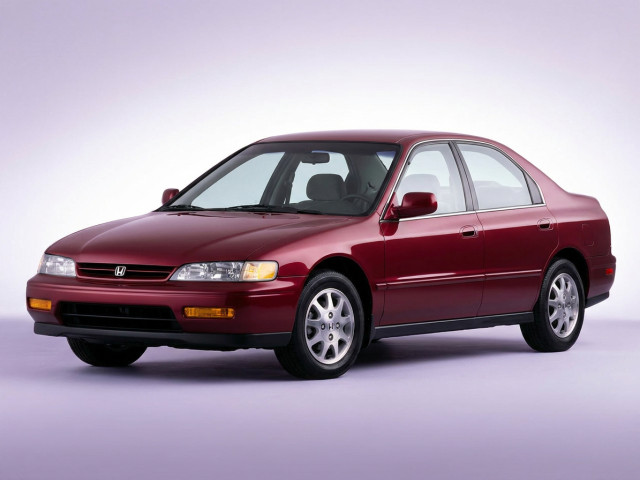 Honda Accord V
