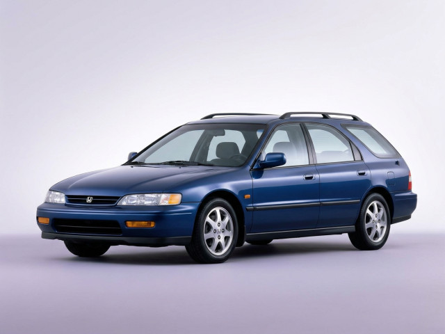 Honda Accord V