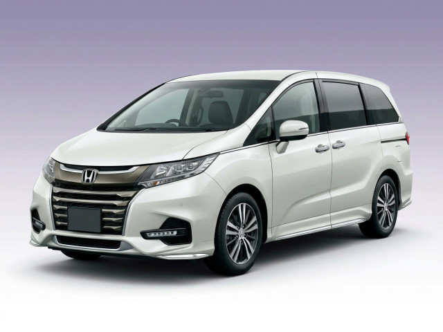 Honda Elysion II Рестайлинг 3