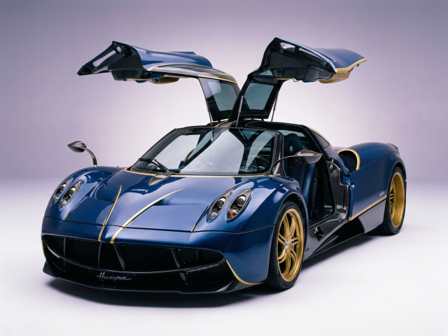 Pagani Huayra 2011 - н.в.