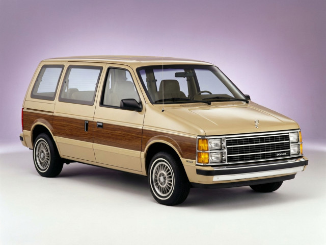 Dodge Caravan I