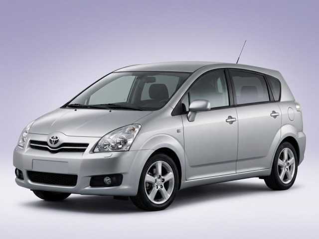 Toyota Corolla Verso I Рестайлинг 2