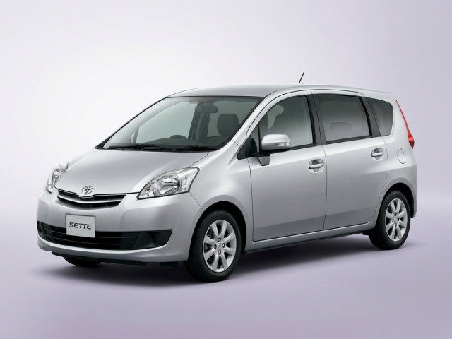Toyota Passo Sette 2008 - 2012