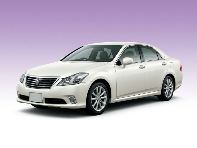 Toyota Crown XIV (S210)