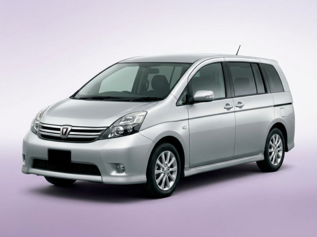 Toyota ISis I Рестайлинг