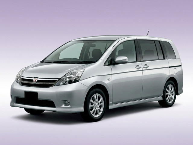 Toyota ISis I