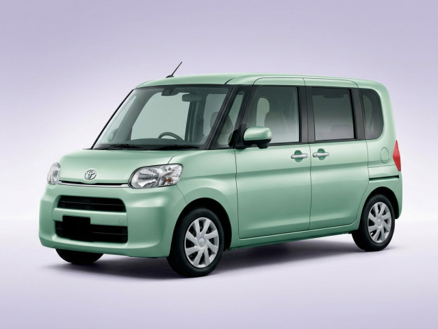 Toyota Pixis Space 2011 - 2017
