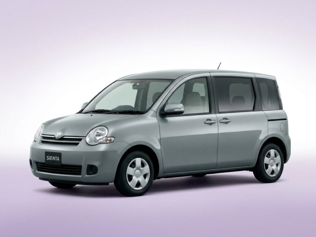 Toyota Sienta I