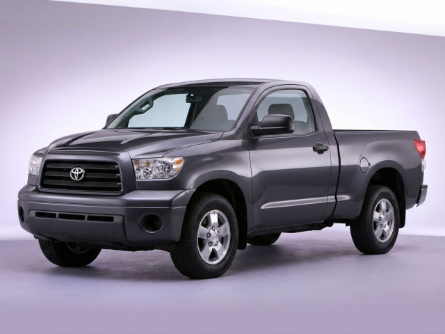 Toyota Tundra II
