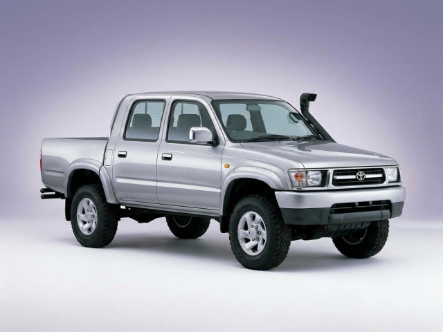 Toyota Hilux VI