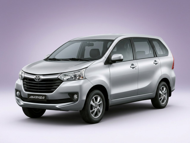 Toyota Avanza II Рестайлинг