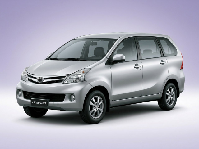 Toyota Avanza II