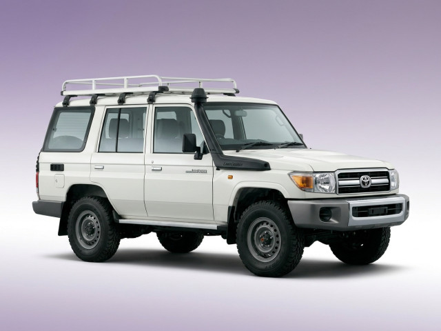 Toyota Land Cruiser 70 Series Рестайлинг 1