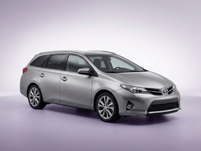 Toyota Auris II