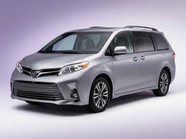 Toyota Sienna III Рестайлинг 2