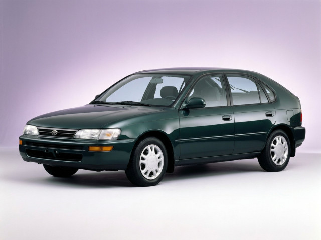 Toyota Corolla VII (E100)