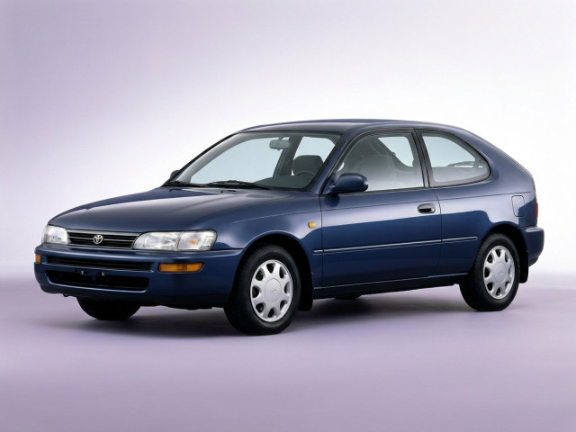 Toyota Corolla VII (E100)