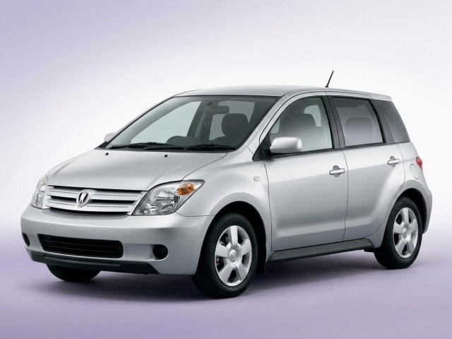 Toyota Ist I Рестайлинг