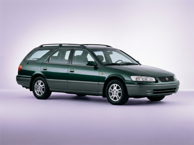 Toyota Camry IV (XV20)