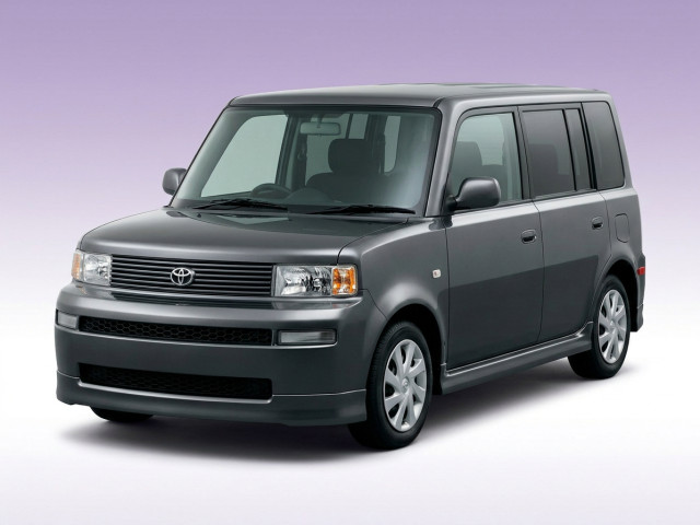 Toyota bB I Рестайлинг