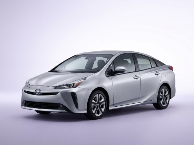 Toyota Prius IV Рестайлинг (XW50)