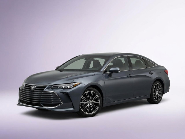 Toyota Avalon V