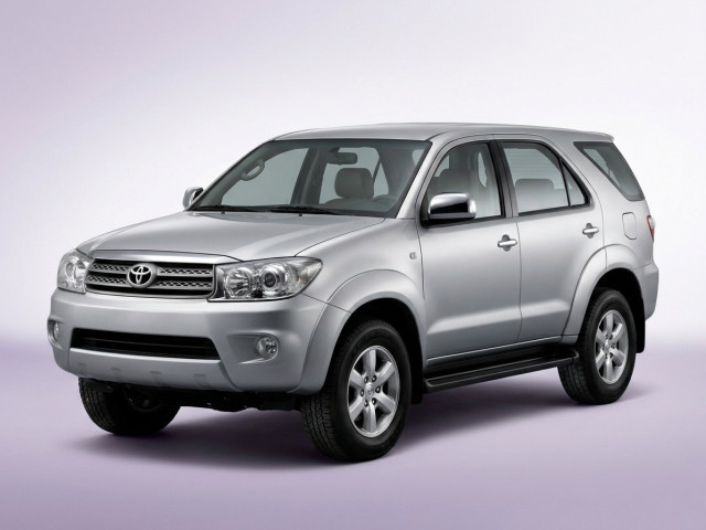 Toyota Fortuner I Рестайлинг
