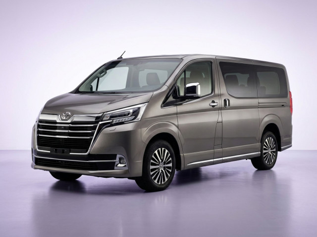 Toyota Granvia II