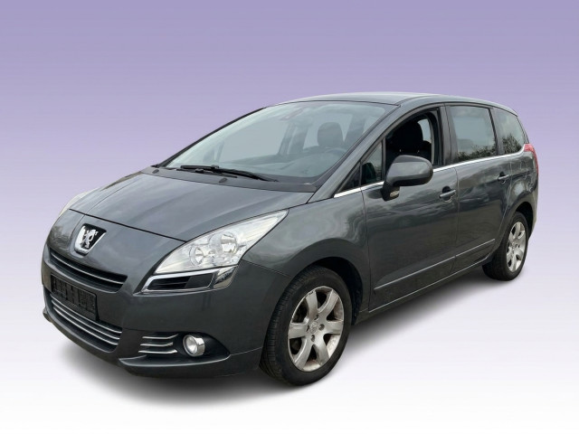 Peugeot 5008 I