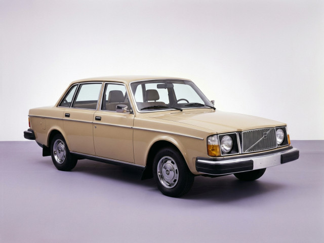 Volvo 260 Series 1974 - 1982