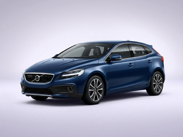 Volvo V40 II Рестайлинг