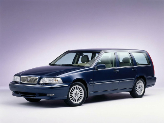 Volvo V90 I