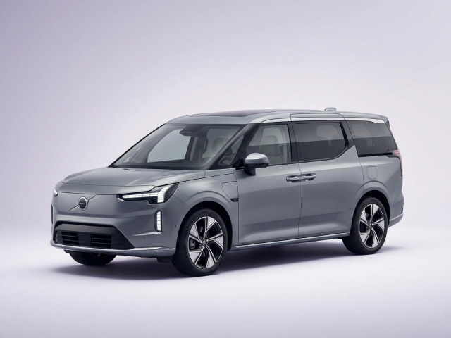 Volvo EM90 2023 - н.в.