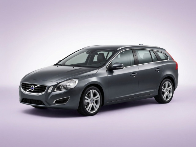 Volvo V60 I