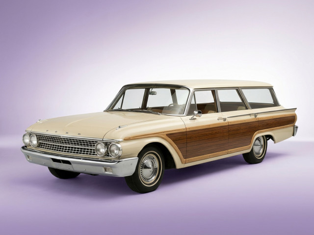 Ford Country Squire V