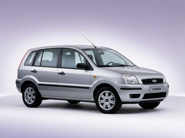 Ford Fusion I
