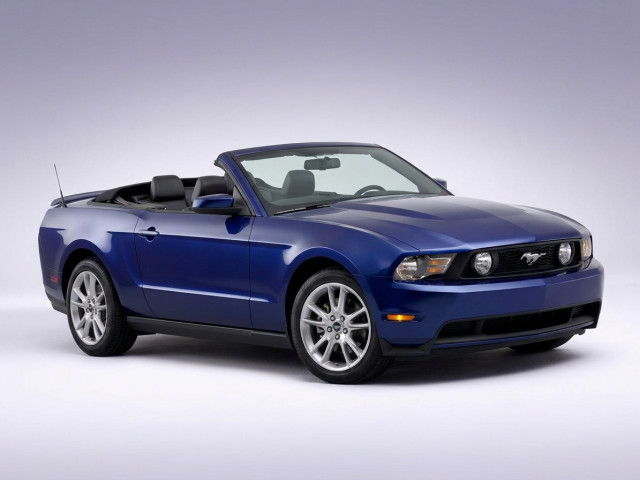 Ford Mustang V Рестайлинг