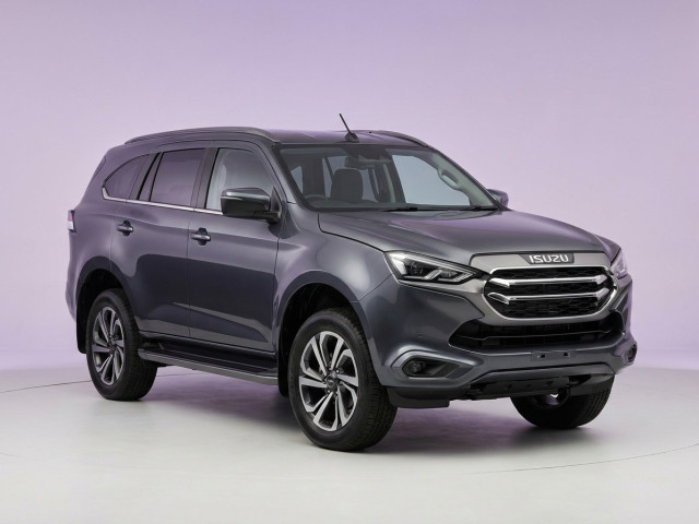 Isuzu MU-X II