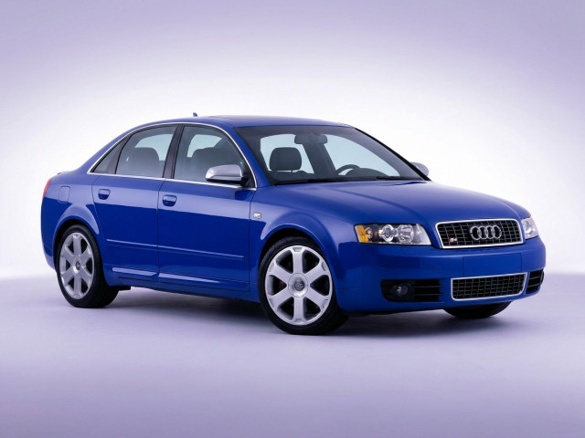 Audi S4 II (B6)