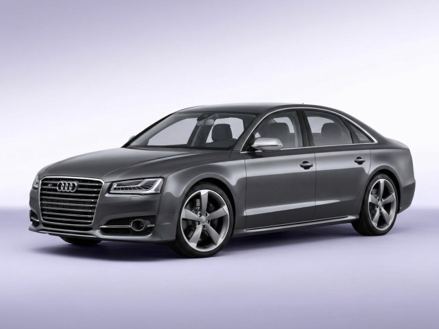 Audi S8 III (D4)