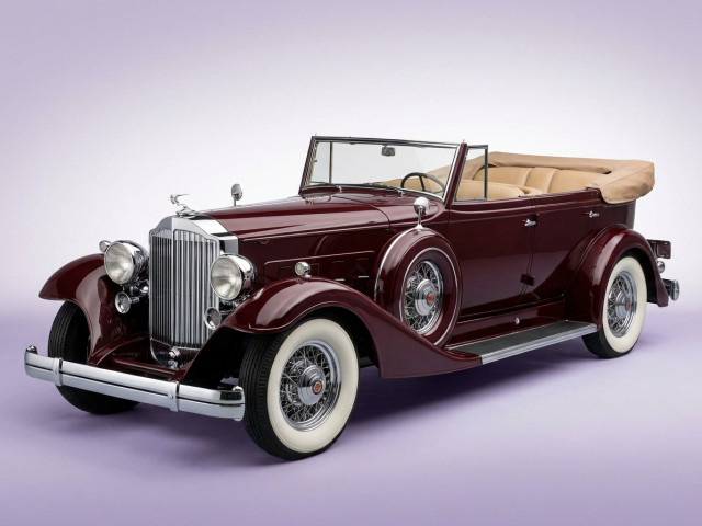 Packard Twelve 1932 - 1939