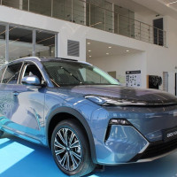 Geely EX5 EM-i — миниатюра 4
