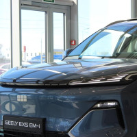 Geely EX5 EM-i — миниатюра 3