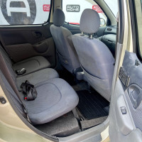 Toyota Funcargo — миниатюра 11