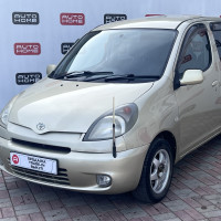 Toyota Funcargo — миниатюра 1