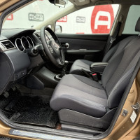 Nissan Tiida — миниатюра 9