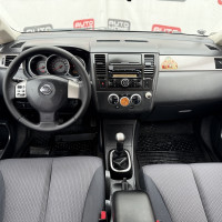 Nissan Tiida — миниатюра 8