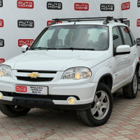 Chevrolet Niva — миниатюра 1