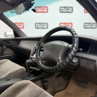 Toyota Crown — миниатюра 8